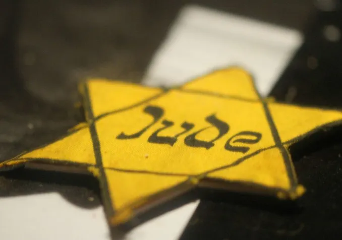 ©Kjetil Ree, CC BY-SA 3.0 Wikimedia Commons